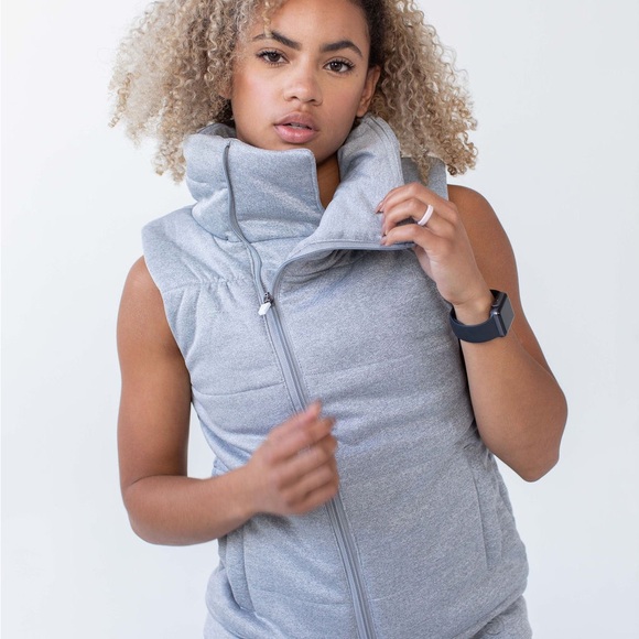 Savvi Meg Vest, Size Small, New without tags, Khaki/Tan Color - Picture 10 of 13